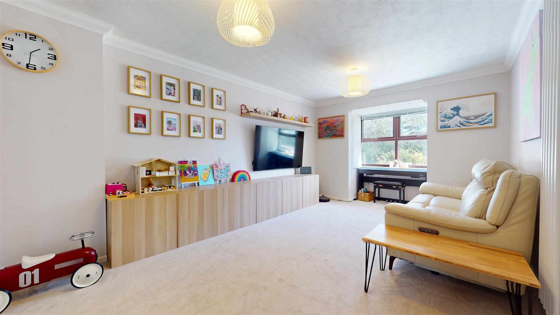 4 bed property in Tatling Grove, Milton Keynes